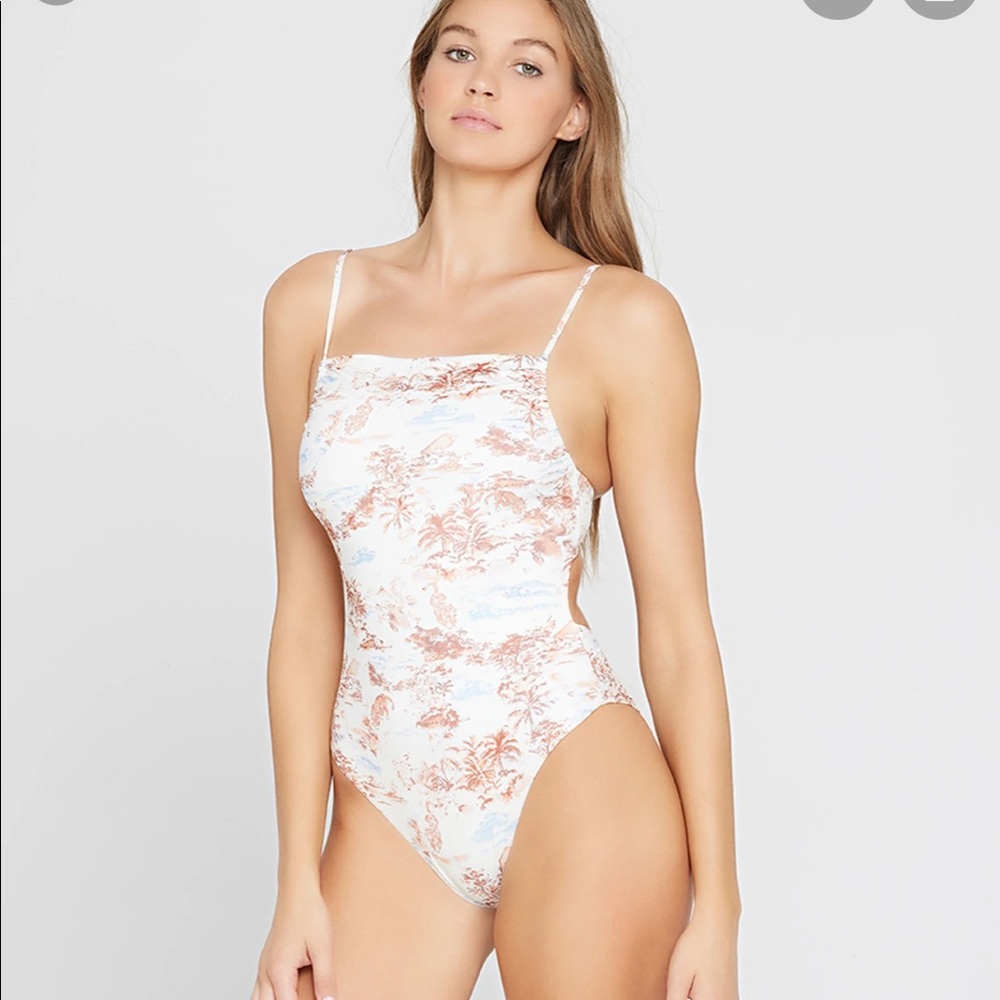 L Space Everly One Piece TOS Small (6)